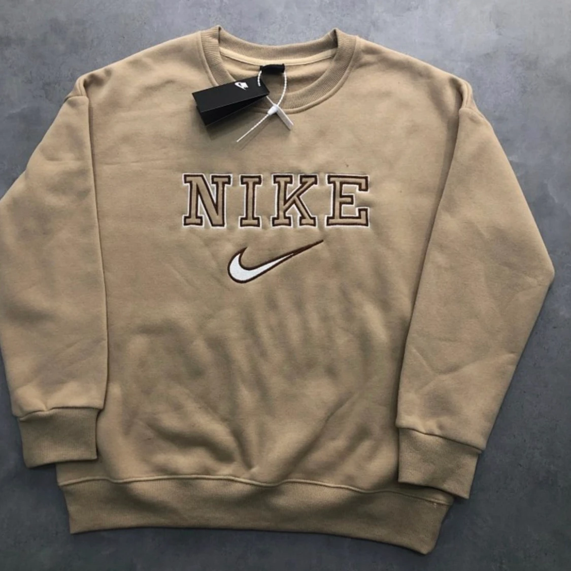 Nike vintage sweatshirt fits M