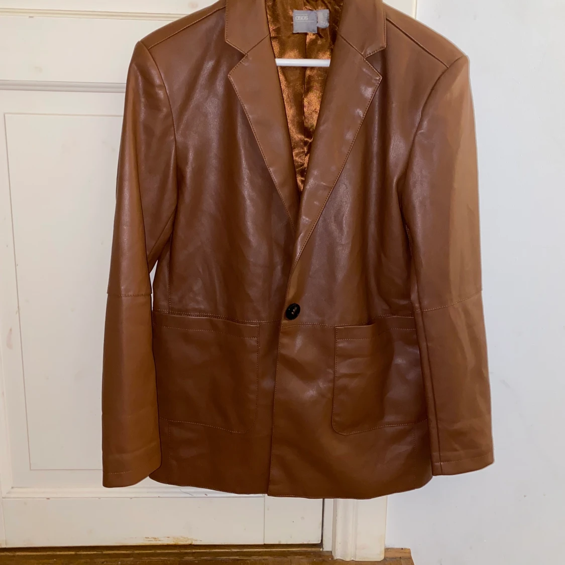 Fejk skinn kavaj från asos  - 90