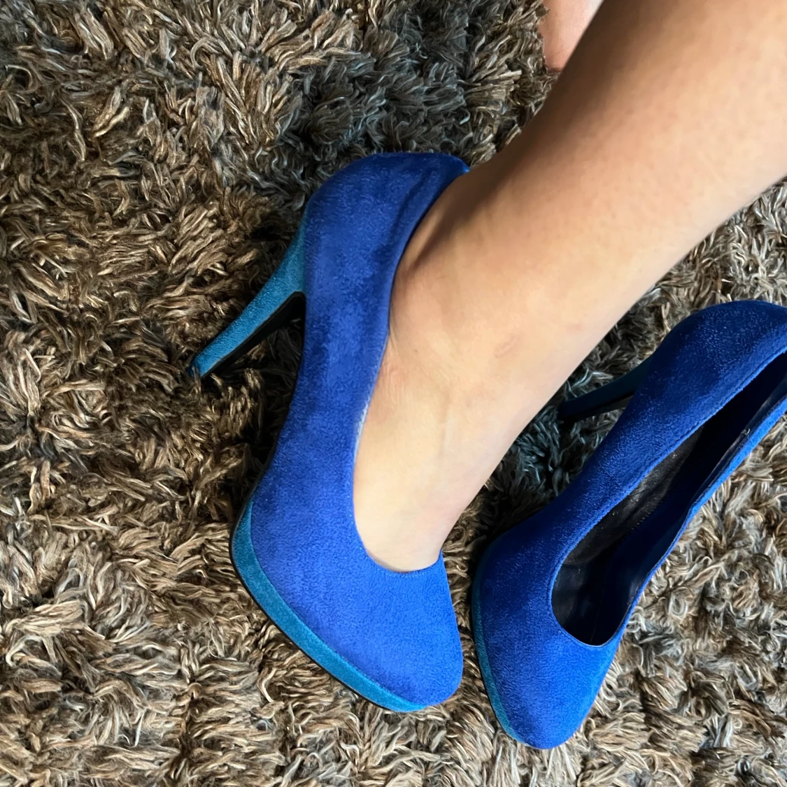 Blåa klackskor  - 91