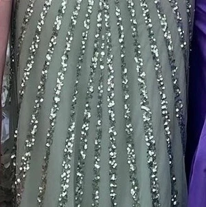 Festklänning st 36/38 - Väldigt fin klänning i färgen mintgrön/ ljusgrön med paljetter . 