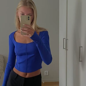 Blå topp - Blå korsett liknande topp från Gina. Använd en gång eftersom den inte passar min stil 💗 köpt för 259kr 