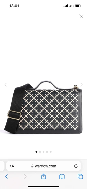 By Malene Birger - Sälja min By Malene Birger väska den har inte kommit till användning 