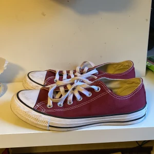 Converse all star  - Very good quality shoes used them for less than 6 months. Bought them from About you.  