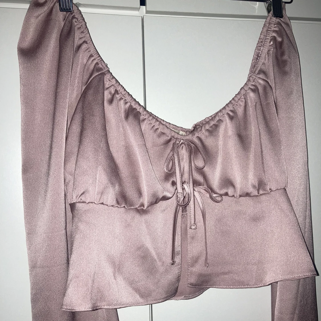 Gammelrosa glansig topp