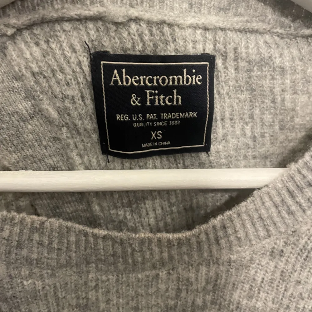 Stickad superskön tröja från A&F! Skulle säga att den passar även en S.. Tröjor & Koftor.