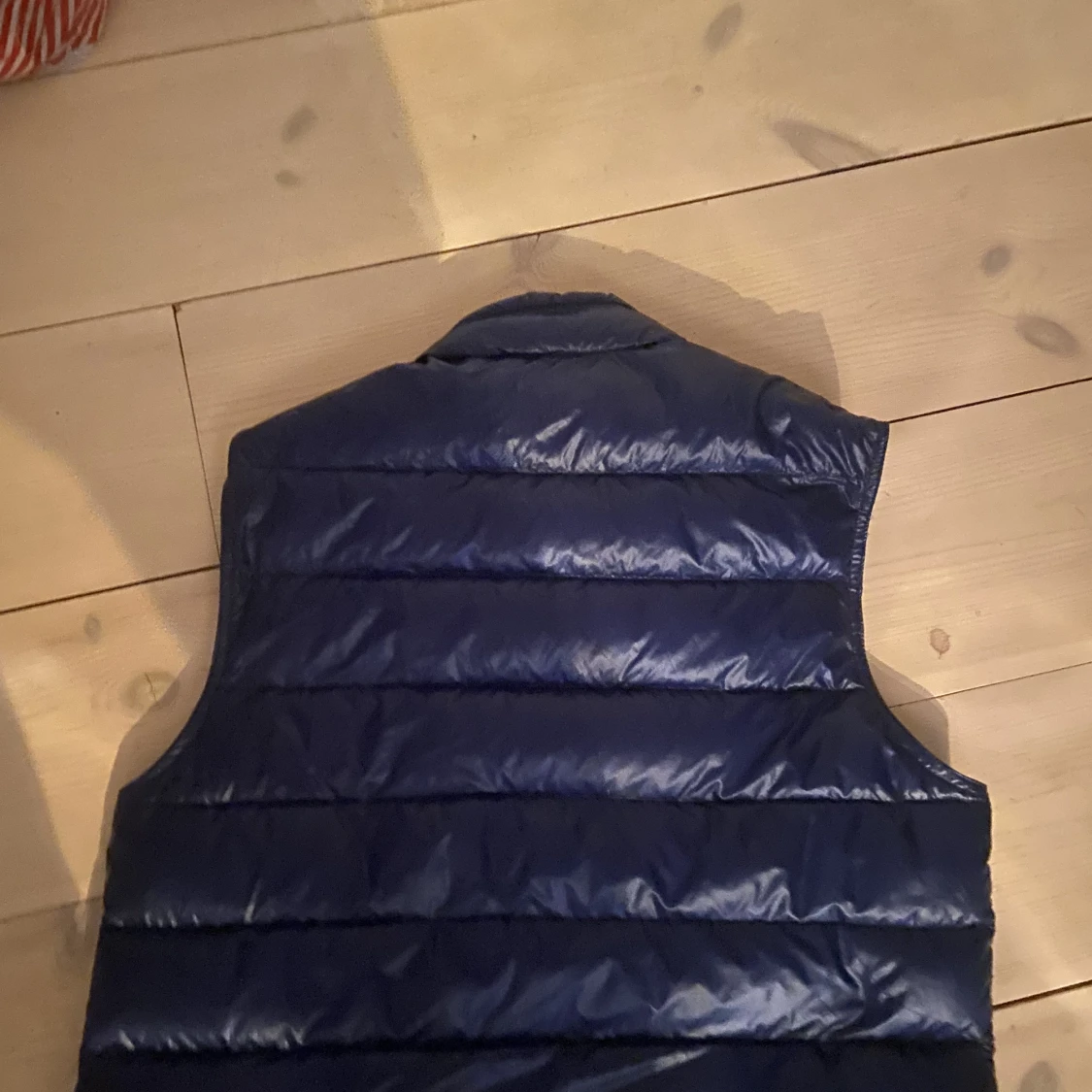Moncler gui down-vest mörkblå, size: 3 - 91