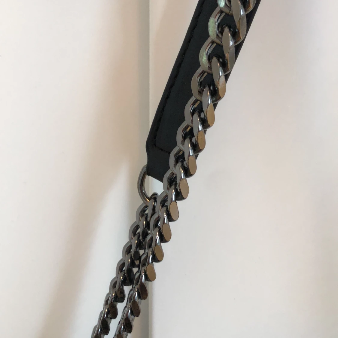 Handväska från Ginatricot  - 91