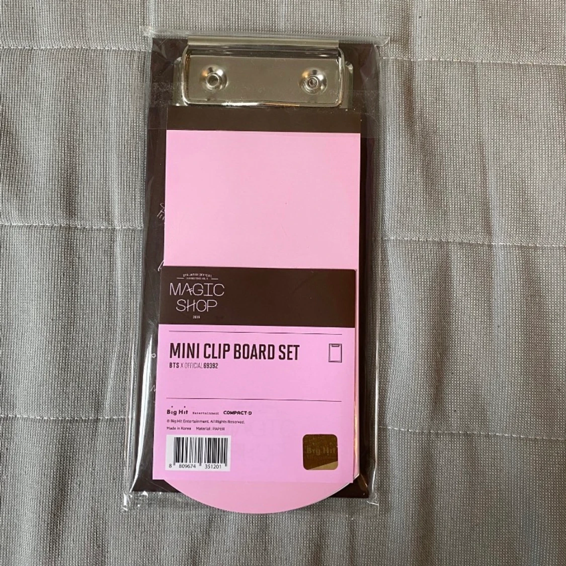 Bts mini clip board