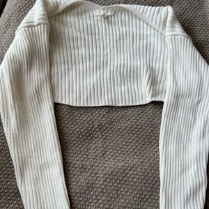 Ärmar - Jätte fina ärmar från hm som passar perfekt till en söt topp❤️❤️KÖP INTE GENOM FUNKTIONEN PÅ APPEN, TAR BARA SWISH 