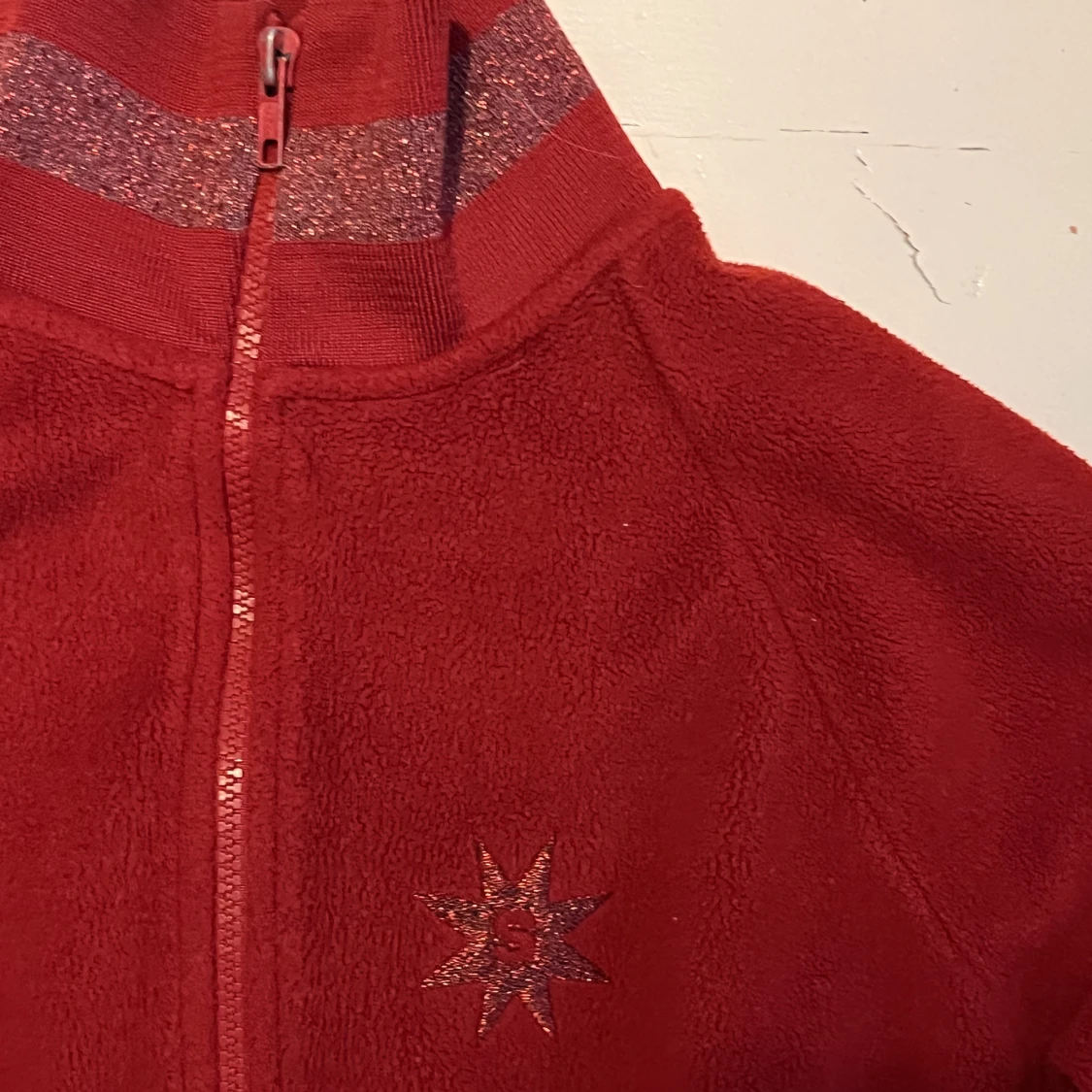 Röd fleece från Only - 91