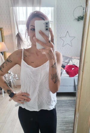 Linne  - Vit linne från Lager 157 Fint skick 