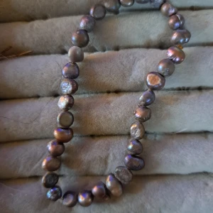 Armband 🌞 - Hej alla glada ☺️ Här har jag ett fint töjbart armband 🌞passar till allt🌞 Pris 10 kr plus frakt 16 kr 🌞 Swish finns 🌞 vid frågor kontakta mig 🌞 Anki 