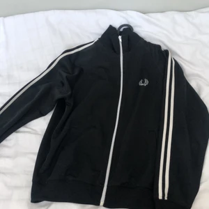 Fred Perry tröja - Fin fred Perry tröja i skönt material