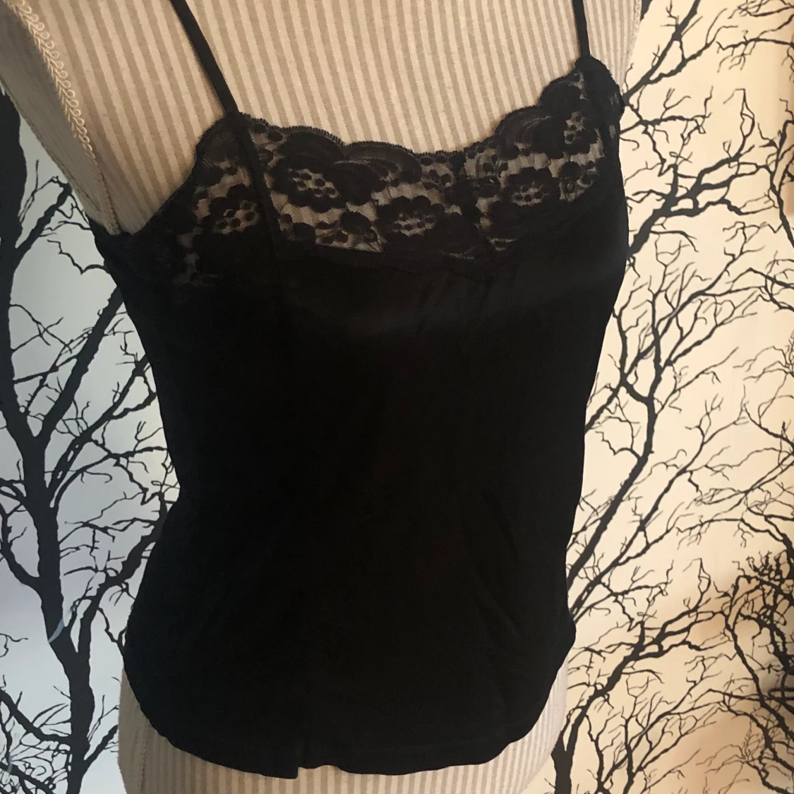 Lace and silky top strl L