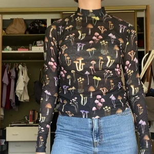 turtleneck med svampat - Köparen står för frakt men möts gärna upp i GBG🙌