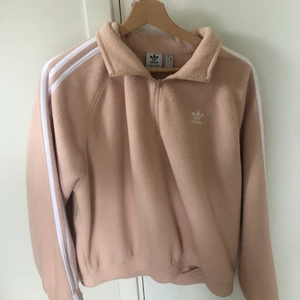 Adidas - Addidaströja. 150kr