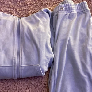 Gina tricot  - Jätte fin Gina tricot dress säljer då inte kommer till andvändning