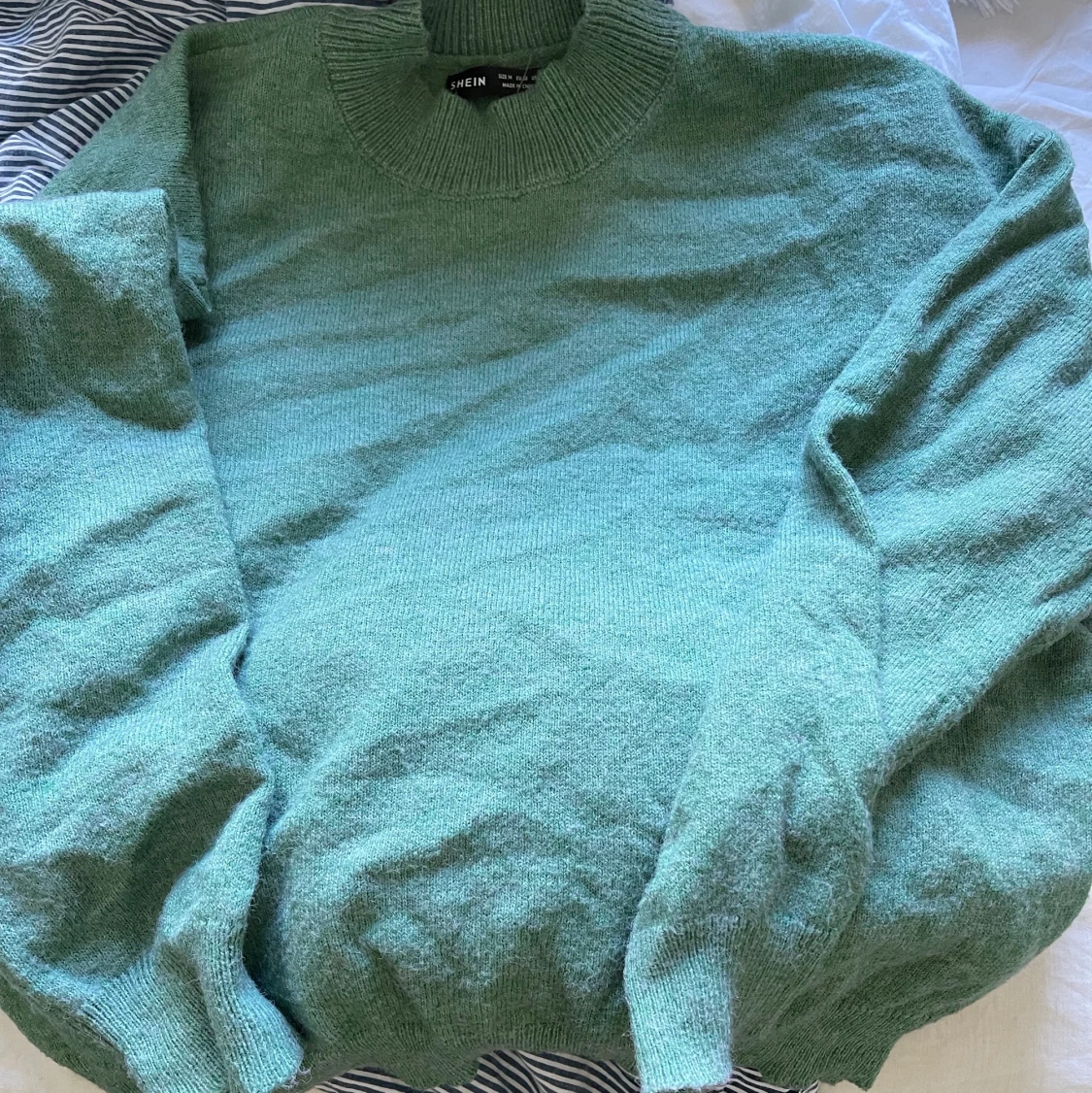 Grön Stickad tröja  - 90