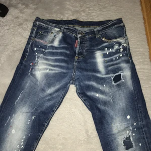 Dsquared jeans - Dsquared jeans pris kan diskuteras tar även byten 