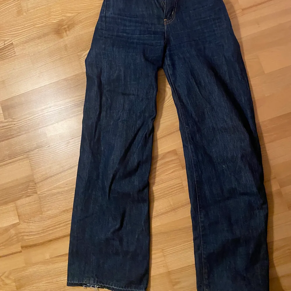 Coola baggy jeans från Levis. Vida i benen , högmidjade. Jeans & Byxor.