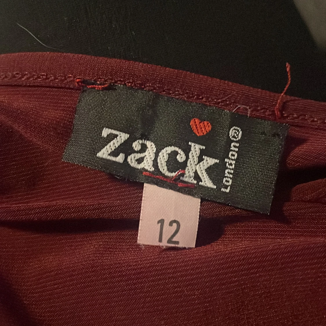 Röd byxdress, stretchig - 91