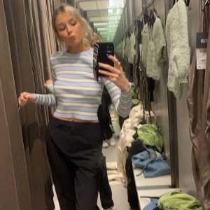 Randig tröja från zara  - Storlek 36