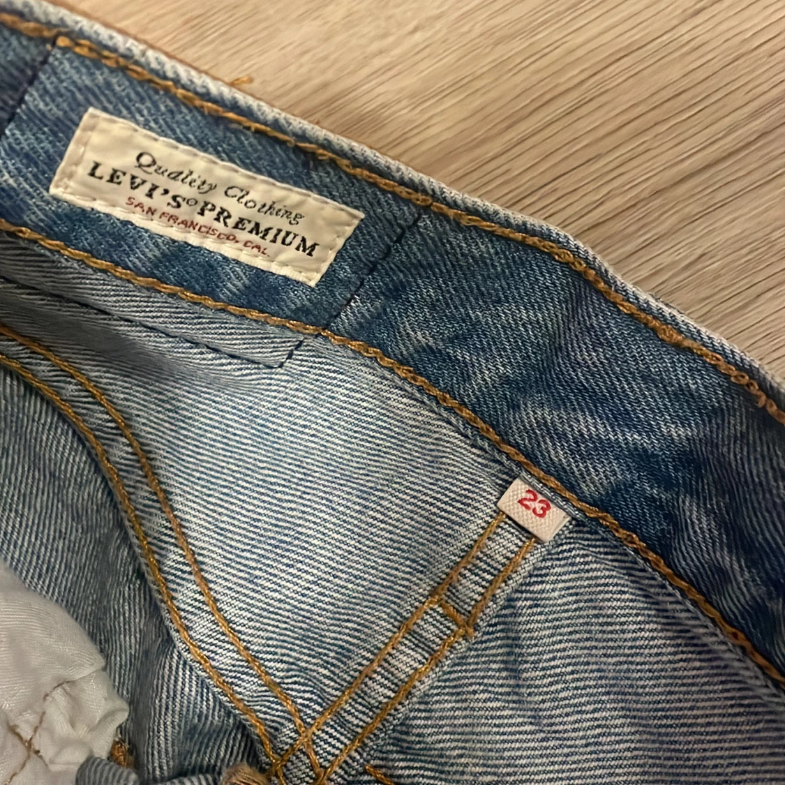 Levis jeanskjol storlek 23 - 91