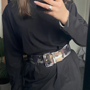 Skärp - Så snyggt att sätta i midjan på en klänning! Aldrig använt, från & Other stories