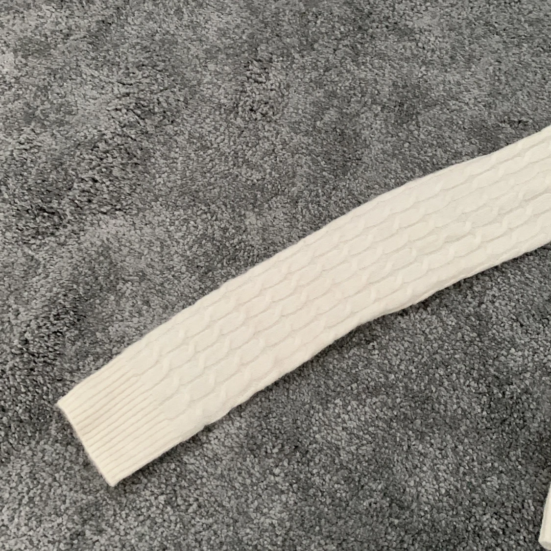 Stickad tröja bikbok - 90