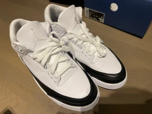 Nike air Jordan 3 fragment 42.5 - Storlek 42.5/9 Helt nya skick DS  Kvitto finns 