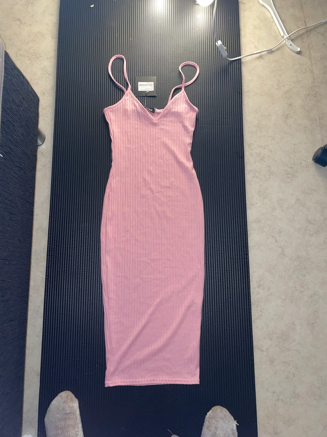 Rosa klänning ny - 90