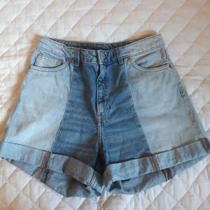 Knappt använda shorts jag köpte förra sommaren. Hittar inte storleken men skulle tro att det är M. 125 kr + 66 kr frakt.