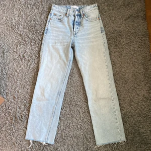 Zara jeans - Ett par zara jeans helt vanliga