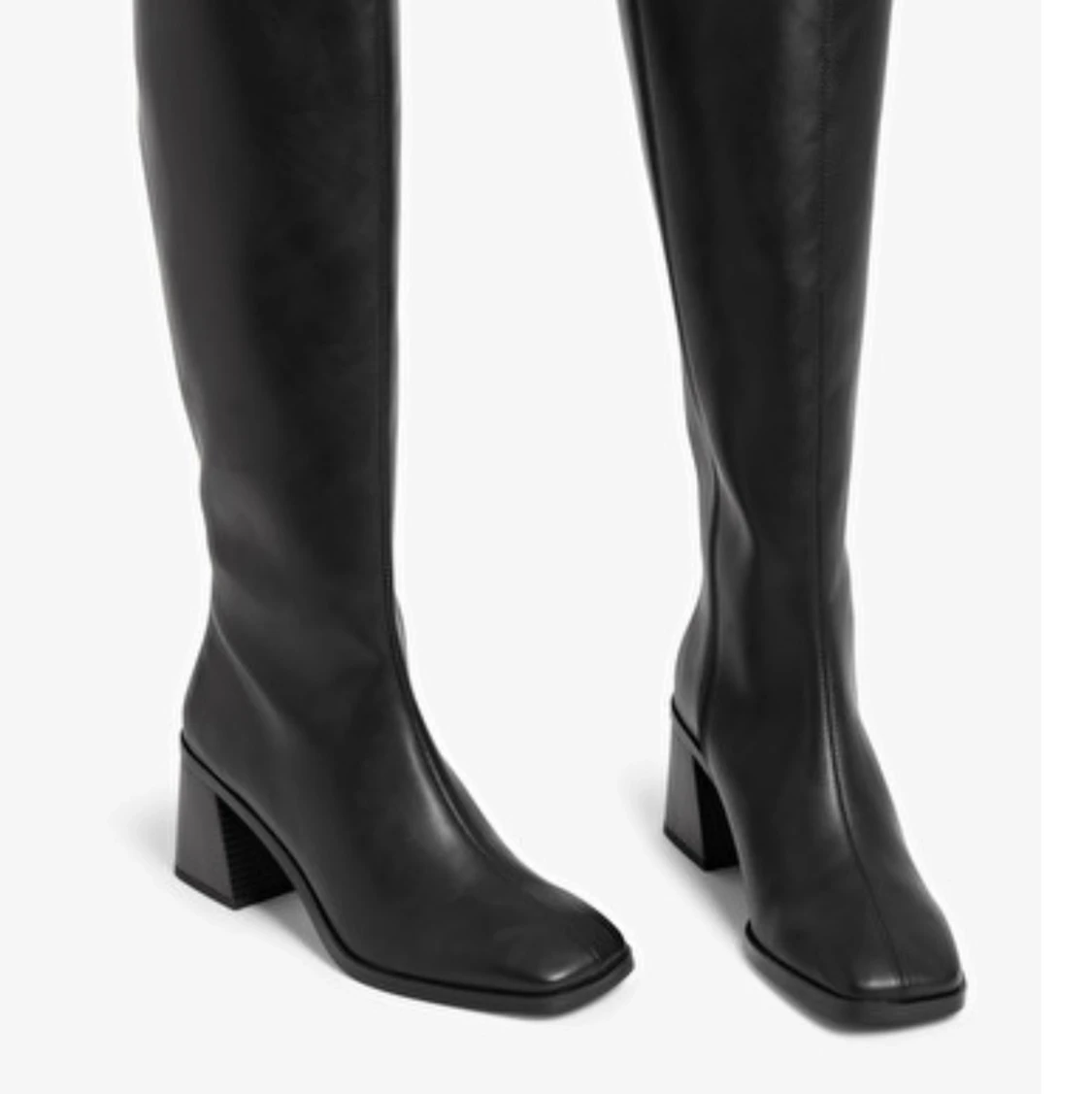 Boots från monki - 90