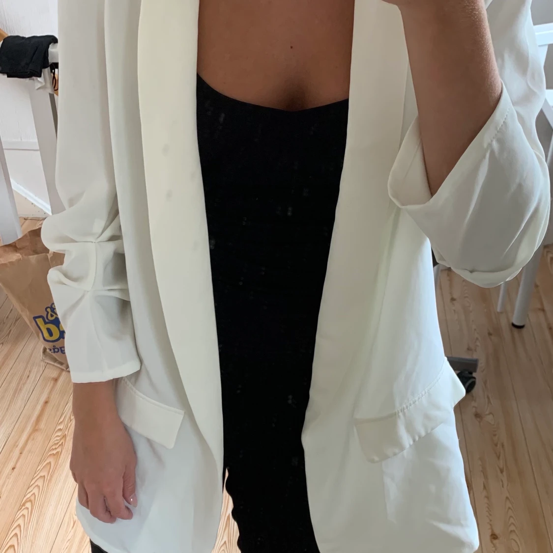 Vit kavaj i storlek M  - 90