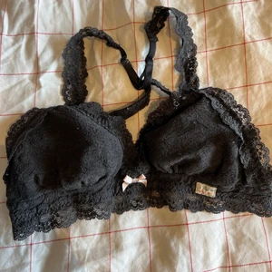 Odd Molly bralett - Jättefin spets bralett från odd Molly. Storlek 1, skulle säga XS/S