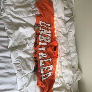 Nytt mode! Cool och skön speciellt nu !  - Aldrigs används! Lysande färg 🎨 1 i miljonen 