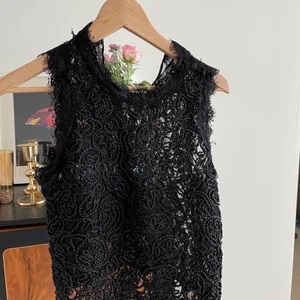 Zara topp - Så fin zara topp, fungerar fint under en kofta!❣️❣️❣️