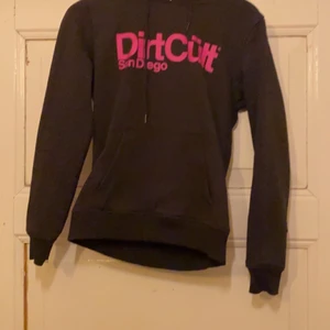 Dirtcült - Som ny använd några gånger 