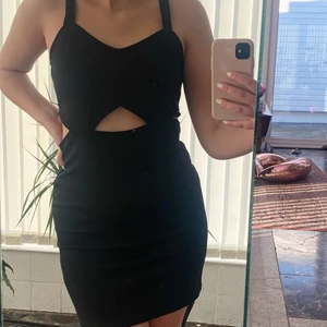 Svart trendig klänning  - Storlek 38! 🖤 Nyskick! 