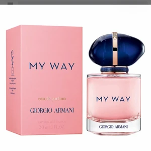 My Way som inte kommer till användning  - Jag har en obruten förpackning av denna parfym som bara står i samlingen. Den är köpt på Nordicfeel (lånad bild därifrån) för 659kr men säljer den för 500+frakt! 