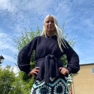 Stickad lång tröja - Oversized stickad tröja Perfekt för sommarkvällar eller nu till hösten 