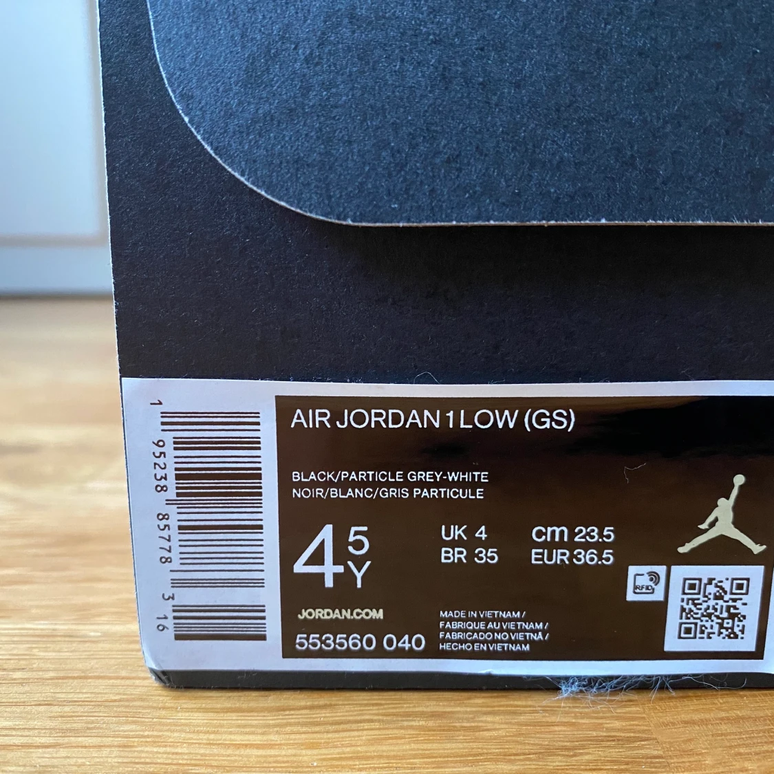 Jordan 1 Low Black Medium Gray (2021) - 90