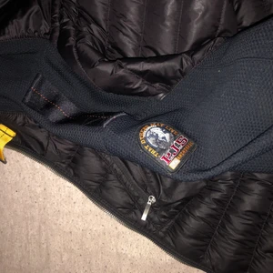 Pjs warmup äkta Barnstorlek L - Inga hål eller ngt