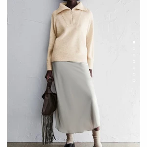 Stickad tröja - Superfin tröja från Zara säljer då den inte kommer till användning💗💗