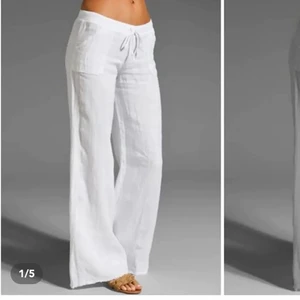 Linnebyxor  - Säljer pga för korta på mig, aldrig använda 💕 nypris:389kr  Strl M men små i storleken så en xs/s