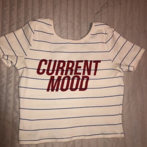 Storlek S, Zara - Har haft på mig en gång och tycker inte om den längre🙃