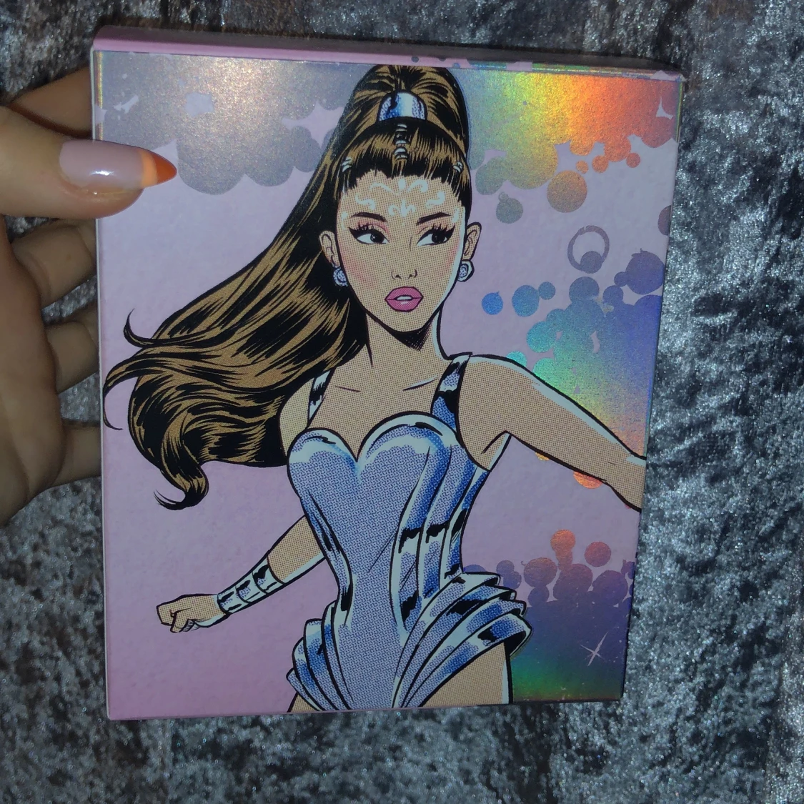 R.E.M Ariana grande parfym  - 91