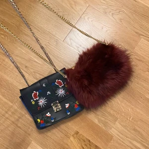 Handväskor  - Säljer handväskor, 50kr/styck eller alla 3 för 100kr. 