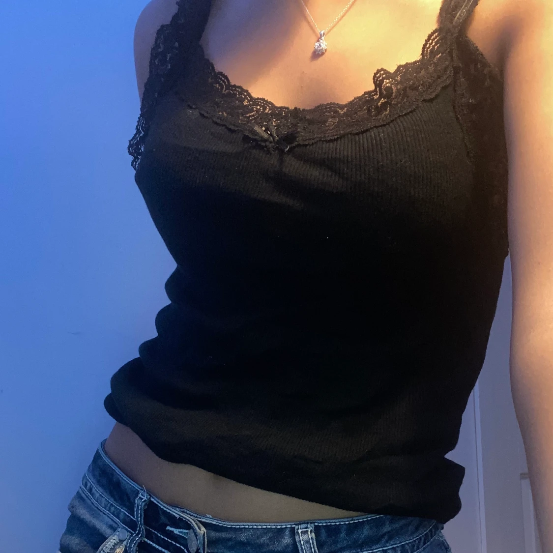 Svart ”y2k” linne - 91